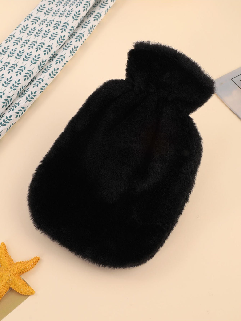 Hot water bottle with fluffy premium cover – cozy bed warmer for winter | Relief from stomach pain, menstrual cramps &amp; muscle tension