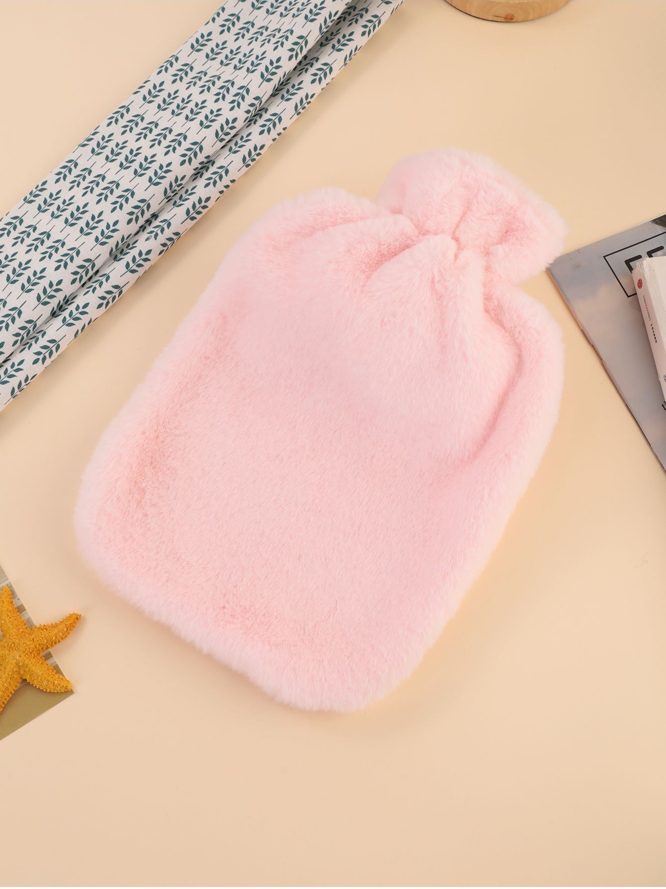 Hot water bottle with fluffy premium cover – cozy bed warmer for winter | Relief from stomach pain, menstrual cramps &amp; muscle tension